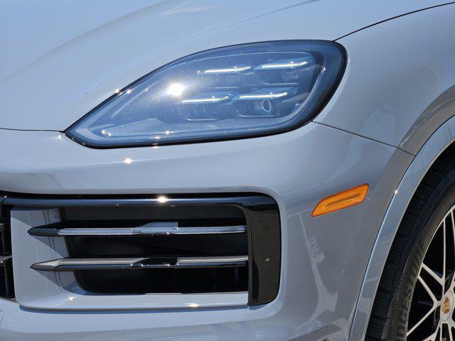 used 2025 Porsche Cayenne car, priced at $100,900