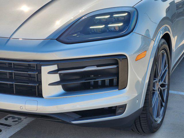 new 2025 Porsche Cayenne car, priced at $114,395