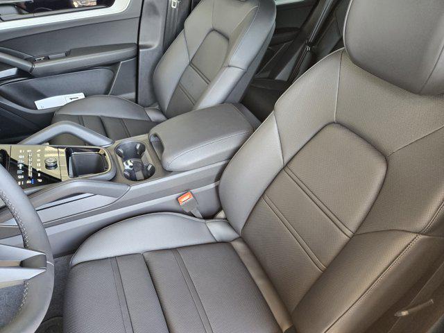 new 2025 Porsche Cayenne car, priced at $107,445