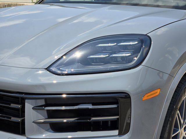 new 2025 Porsche Cayenne car, priced at $107,445