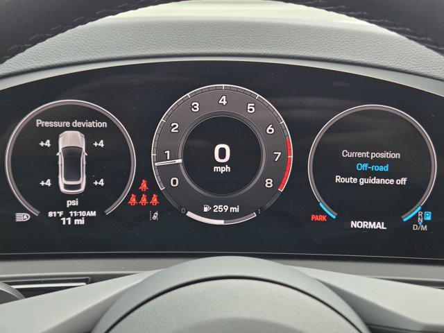 new 2025 Porsche Cayenne car, priced at $104,665