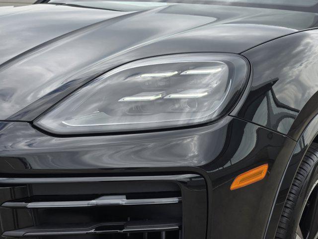new 2025 Porsche Cayenne car, priced at $104,665
