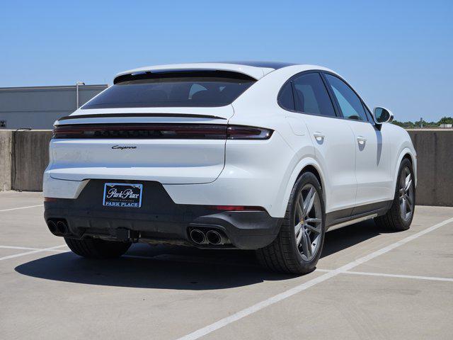 new 2025 Porsche Cayenne car, priced at $112,075