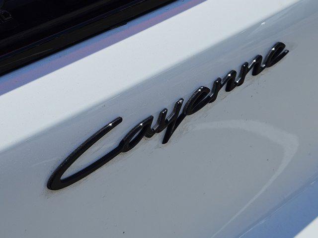 new 2025 Porsche Cayenne car, priced at $112,075