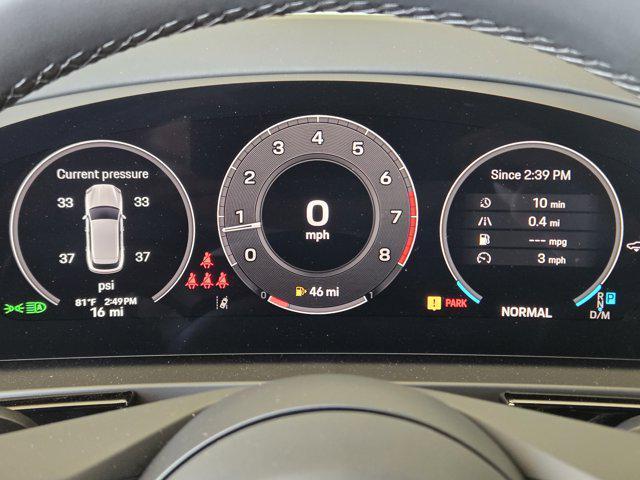 new 2025 Porsche Cayenne car, priced at $118,785