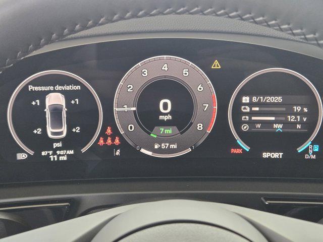 new 2025 Porsche Cayenne car, priced at $116,435