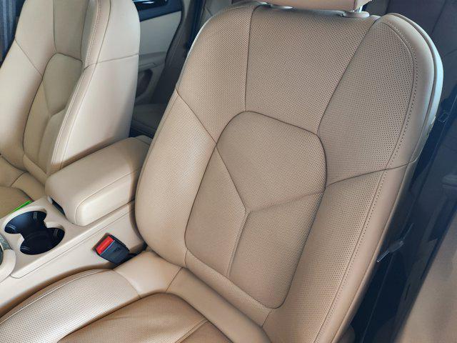 used 2024 Porsche Macan car