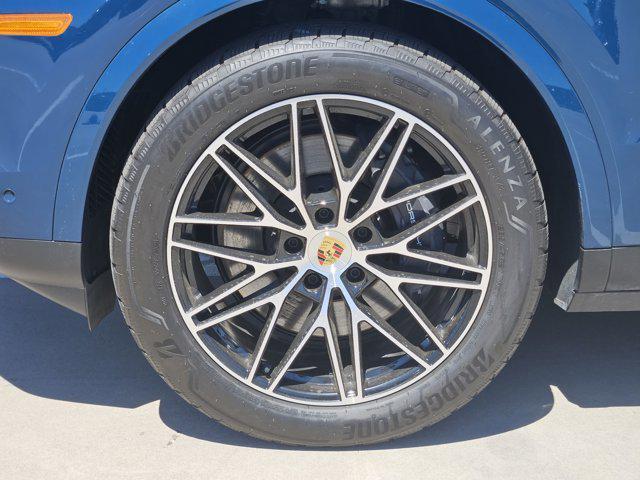 used 2024 Porsche Cayenne car, priced at $85,900