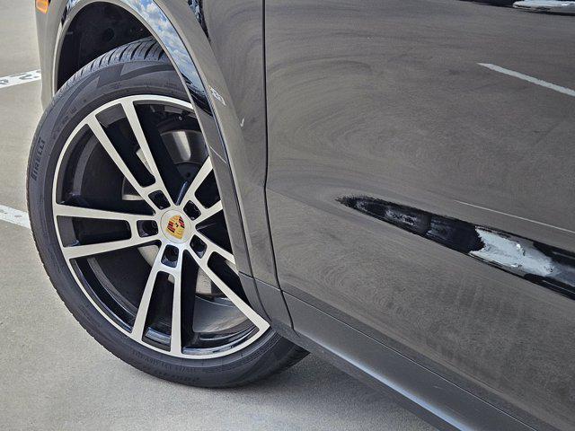 used 2024 Porsche Cayenne car, priced at $86,900