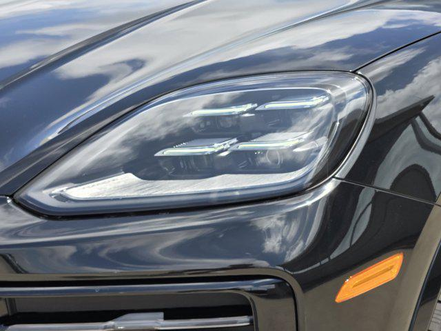 new 2025 Porsche Cayenne car, priced at $102,415