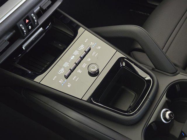 new 2025 Porsche Cayenne car, priced at $102,415