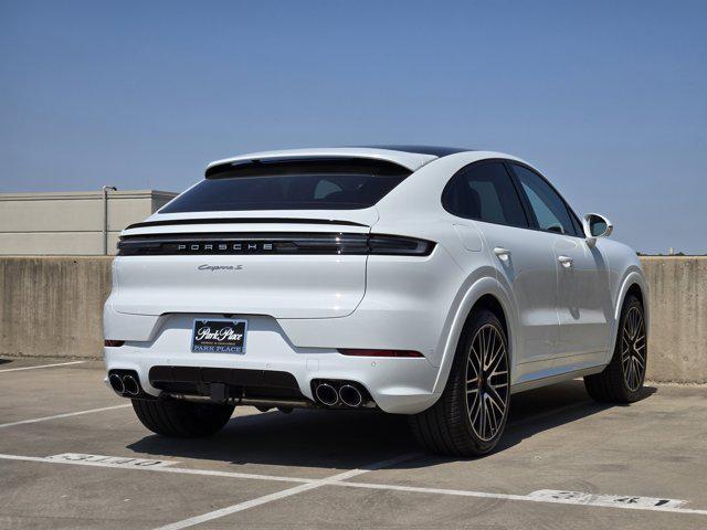 new 2025 Porsche Cayenne car, priced at $143,585
