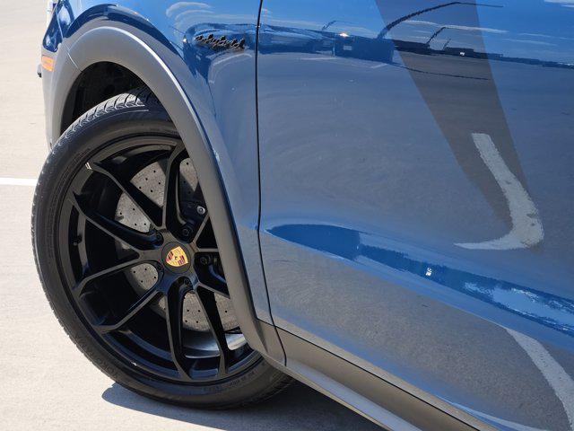 used 2024 Porsche Cayenne E-Hybrid car, priced at $174,900
