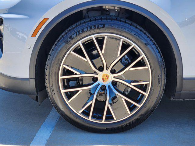 used 2025 Porsche Macan car, priced at $83,900