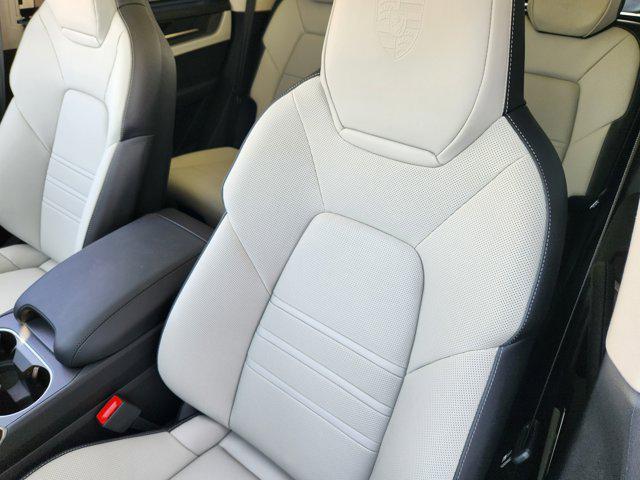 new 2025 Porsche Cayenne car, priced at $192,585