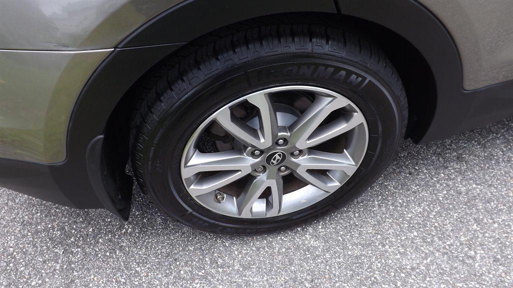 used 2014 Hyundai Santa Fe Sport car, priced at $11,995