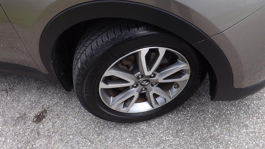 used 2014 Hyundai Santa Fe Sport car, priced at $11,995