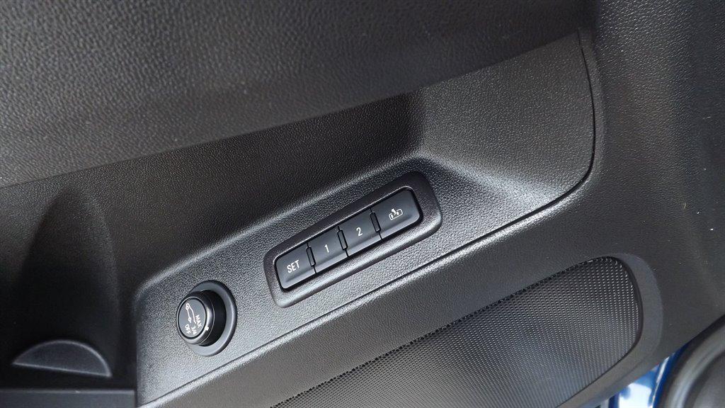 used 2022 Chevrolet Equinox car, priced at $26,995