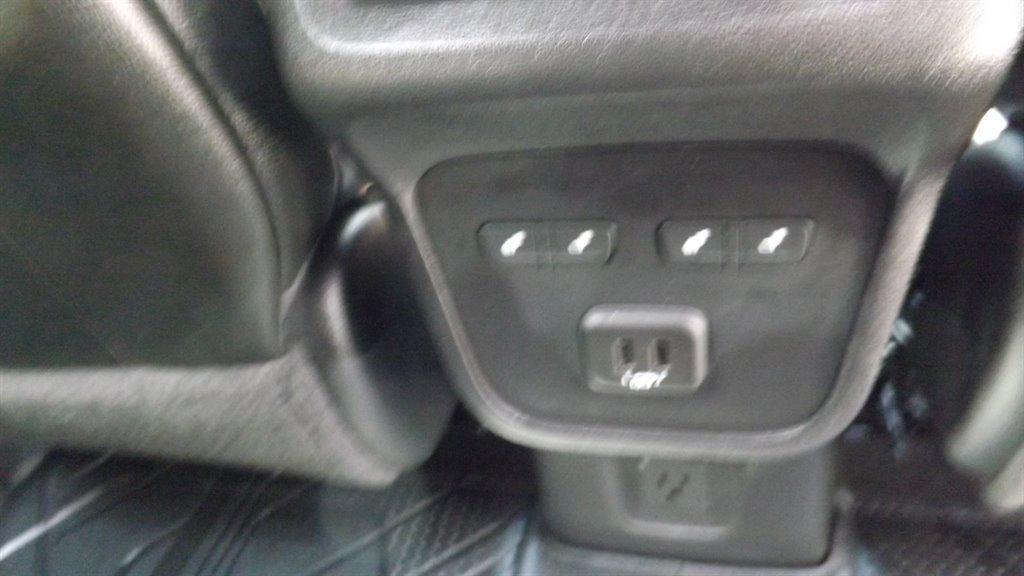 used 2022 Chevrolet Equinox car, priced at $26,995