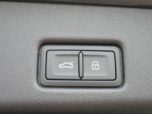 new 2025 Audi Q5 car, priced at $59,950