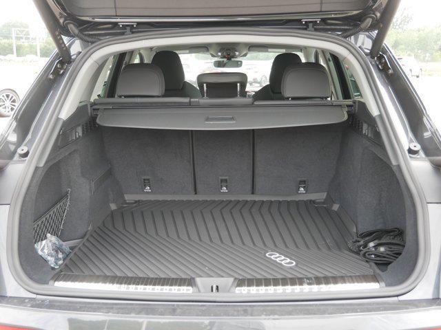 new 2025 Audi Q5 car, priced at $59,950
