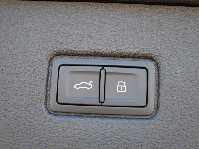 used 2025 Audi Q7 car, priced at $65,000