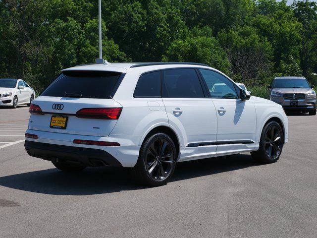 new 2025 Audi Q7 car, priced at $70,151