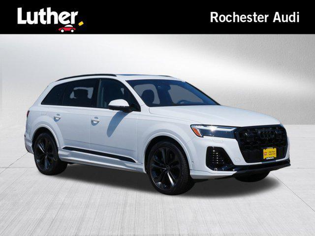 new 2025 Audi Q7 car, priced at $70,151