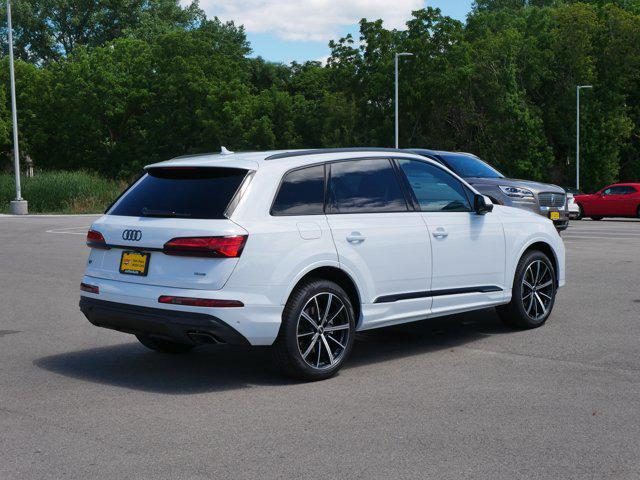 new 2025 Audi Q7 car, priced at $65,870