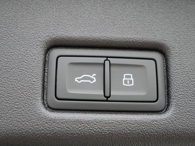 new 2025 Audi Q5 car, priced at $59,300