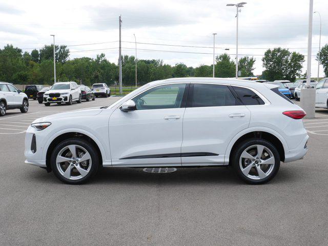 new 2025 Audi Q5 car, priced at $59,300