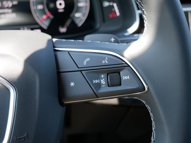 new 2025 Audi Q7 car, priced at $70,151