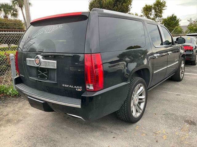 used 2014 Cadillac Escalade ESV car, priced at $18,995