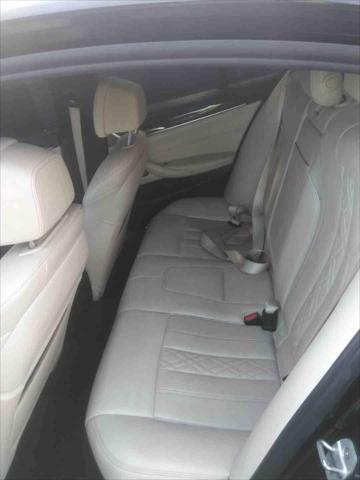used 2018 BMW M550 car