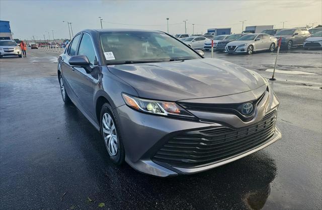 used 2019 Toyota Camry Hybrid car, priced at $18,995