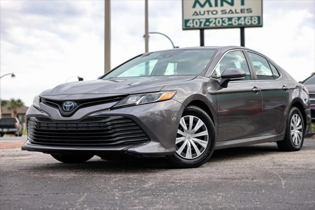 used 2019 Toyota Camry Hybrid car, priced at $18,995