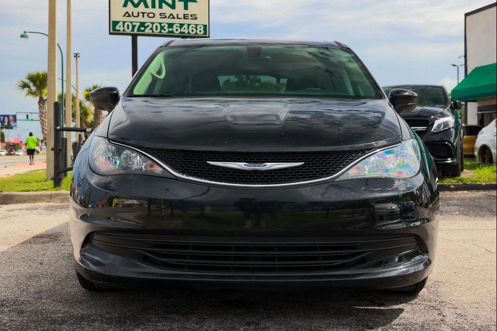 used 2017 Chrysler Pacifica car, priced at $7,495