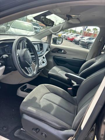 used 2017 Chrysler Pacifica car, priced at $7,995