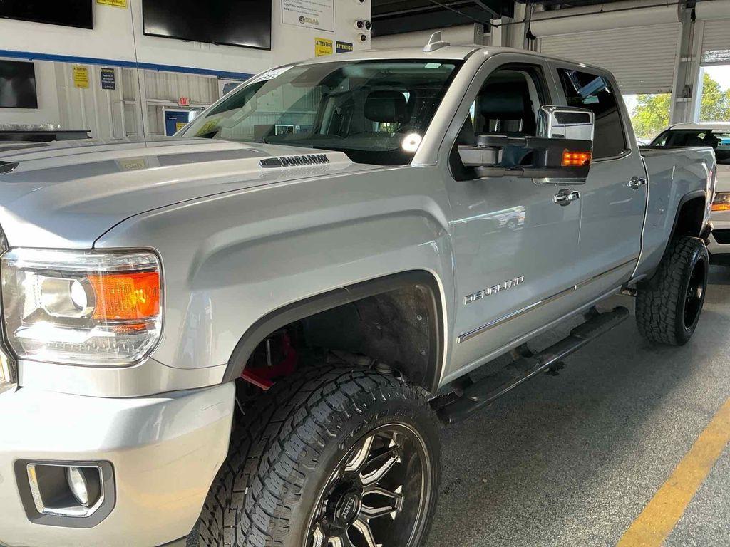 used 2018 GMC Sierra 2500 car, priced at $40,995