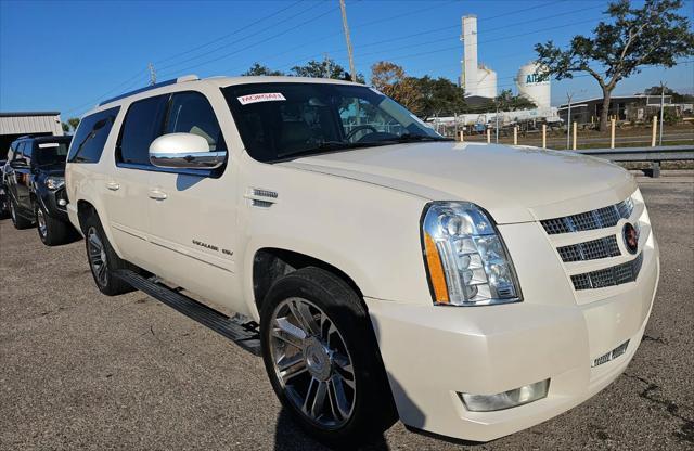 used 2013 Cadillac Escalade ESV car, priced at $15,995