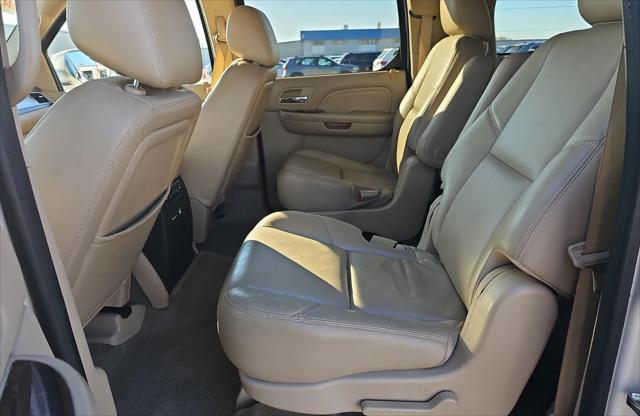 used 2013 Cadillac Escalade ESV car, priced at $15,995