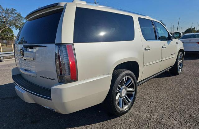 used 2013 Cadillac Escalade ESV car, priced at $15,995