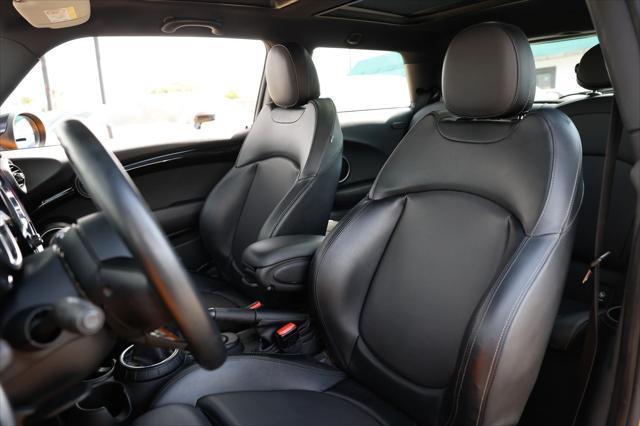 used 2015 MINI Hardtop car, priced at $11,995