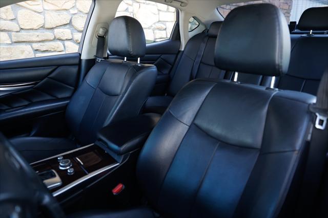 used 2017 INFINITI Q70 car, priced at $15,495