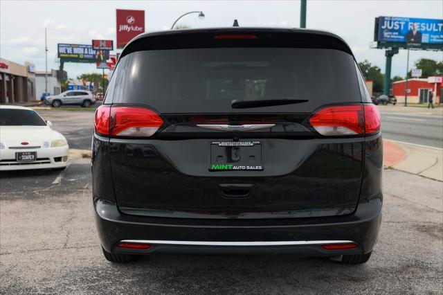 used 2020 Chrysler Pacifica car, priced at $17,995