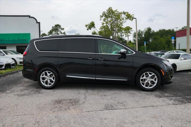 used 2020 Chrysler Pacifica car, priced at $17,995