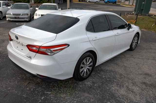 used 2019 Toyota Camry Hybrid car, priced at $16,995