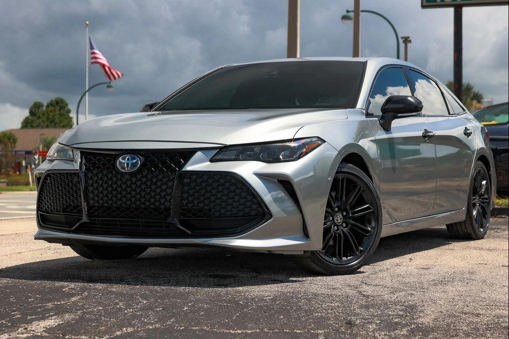 used 2022 Toyota Avalon Hybrid car, priced at $24,995