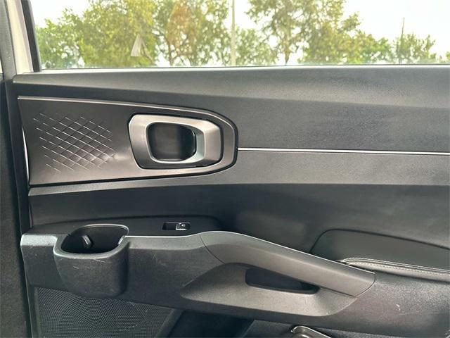used 2022 Kia Sorento car, priced at $18,400
