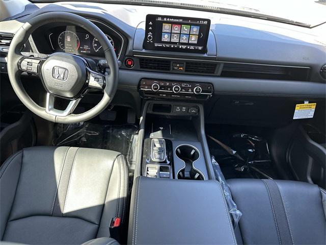 new 2025 Honda Pilot car, priced at $46,721
